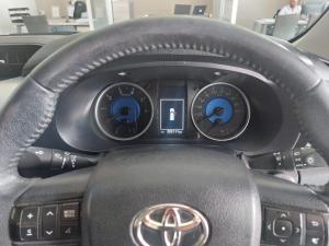 Toyota Hilux 2.8GD-6 double cab Raider auto - Image 9