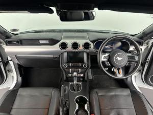 Ford Mustang 2.3 automatic - Image 7