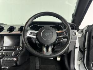 Ford Mustang 2.3 automatic - Image 8