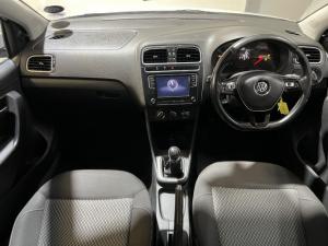 Volkswagen Polo Vivo sedan 1.6 Comfortline - Image 6