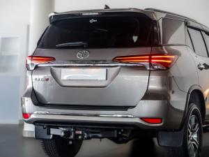 Toyota Fortuner 2.4GD-6 auto - Image 7