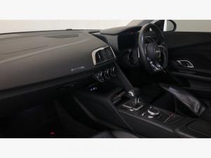 Audi R8 coupe V10 plus quattro - Image 14
