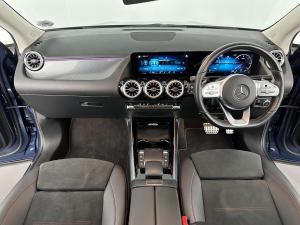 Mercedes-Benz GLA 200D Progressive automatic - Image 6