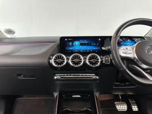 Mercedes-Benz GLA 200D Progressive automatic - Image 9
