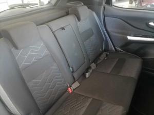 Nissan Magnite 1.0 Turbo Acenta Plus manual - Image 18