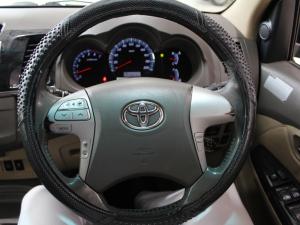 Toyota Fortuner 4.0 V6 RB automatic - Image 18
