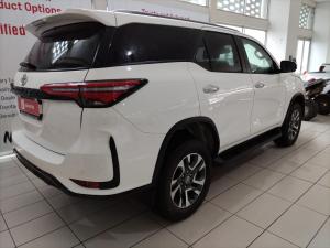 Toyota Fortuner 2.8GD-6 VX automatic - Image 2