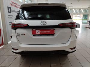 Toyota Fortuner 2.8GD-6 VX automatic - Image 4