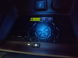Toyota RAV4 2.0 VX - Image 18
