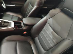 Toyota RAV4 2.0 VX - Image 5