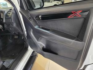 Isuzu D-Max 250 Extended cab X-Rider auto - Image 8