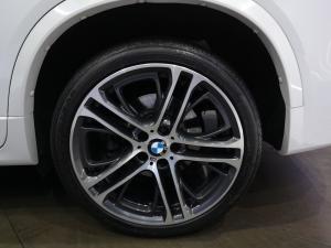 BMW X4 xDrive20i - Image 7