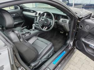 Ford Mustang 5.0 GT fastback - Image 12