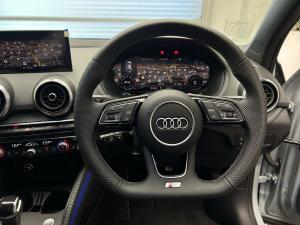 Audi Q2 35TFSI S line - Image 17