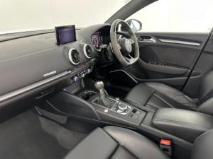 Audi RS3 2.5 Stronic - Image 14