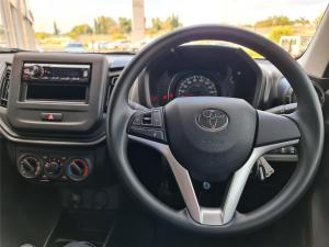 Toyota Vitz 1.0 - Image 18