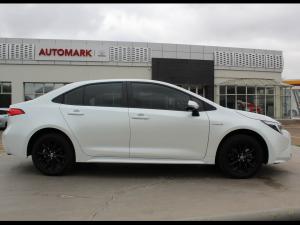 Toyota Corolla 1.8 Hybrid XS - Image 4
