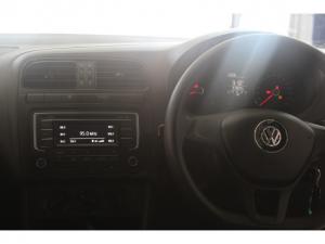 Volkswagen Polo sedan 1.6 Trendline - Image 6