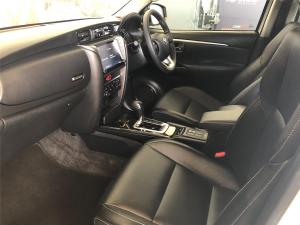 Toyota Fortuner 2.4GD-6 auto - Image 5