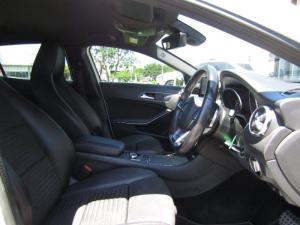 Mercedes-Benz GLA 200 automatic - Image 10