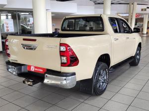 Toyota Hilux 2.8GD-6 double cab Raider auto - Image 12