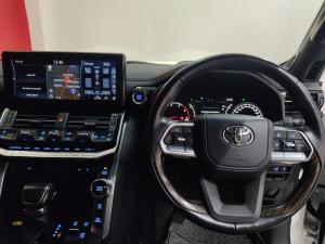 Toyota Land Cruiser 300 3.3D ZX - Image 29