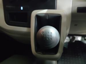 Toyota Quantum 2.8 SLWB panel van - Image 15