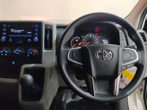 Toyota Quantum 2.8 SLWB panel van - Image 20