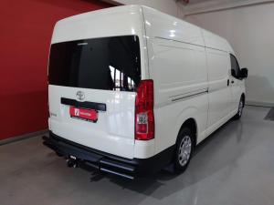 Toyota Quantum 2.8 SLWB panel van - Image 21