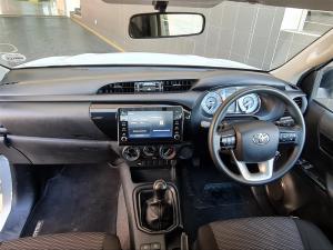 Toyota Hilux 2.4GD-6 single cab 4x4 Raider - Image 9