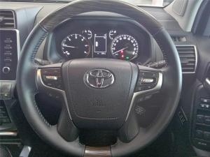 Toyota Land Cruiser Prado 2.8GD VX-L - Image 18