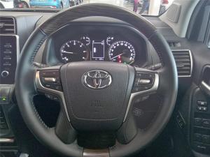 Toyota Land Cruiser Prado 2.8GD VX-L - Image 21