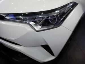 Toyota C-HR 1.2T Plus auto - Image 6