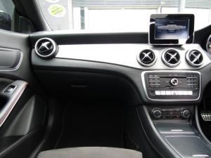 Mercedes-Benz CLA200 automatic - Image 4