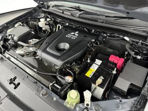 Mitsubishi Pajero Sport 2.4D 4X4 automatic - Image 19