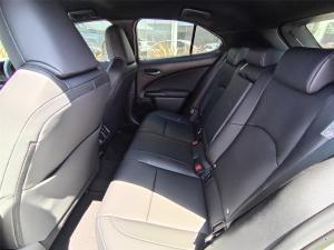 Lexus UX 250h EX - Image 6
