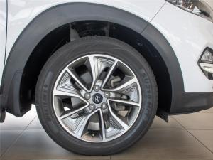 Hyundai Tucson 2.0CRDi Elite - Image 7