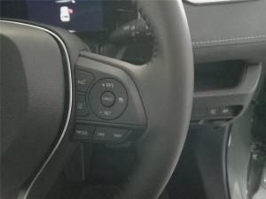 Toyota RAV4 2.0 VX - Image 17