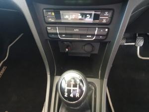 Toyota Urban Cruiser 1.5 XR - Image 6