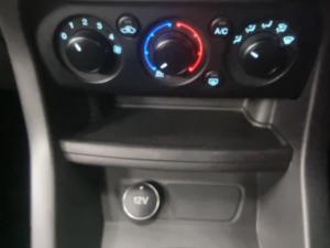 Ford Figo hatch 1.5 Ambiente - Image 12
