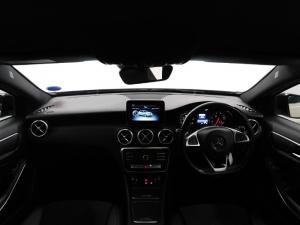 Mercedes-Benz A 200 Style automatic - Image 2