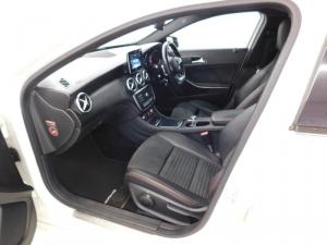 Mercedes-Benz A 200 Style automatic - Image 7