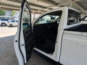 Toyota Hilux 2.4GD-6 single cab Raider auto - Image 5