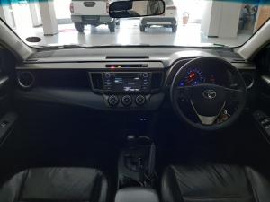 Toyota RAV4 2.0 GX auto - Image 26