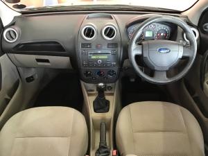 Ford Ikon 1.4 Ambiente - Image 2