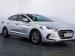 Hyundai Elantra 1.6 Executive auto - Thumbnail 2
