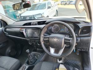 Toyota Hilux 2.4GD-6 SRX - Image 12
