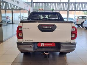 Toyota Hilux 2.8 GD-6 RB Legend RS 4X4 automaticD/C - Image 4