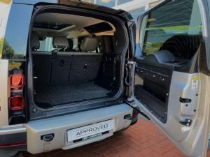 Land Rover Defender 110 P400 First Edition - Image 14