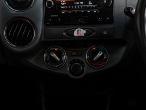 Toyota Etios hatch 1.5 Xs - Image 13